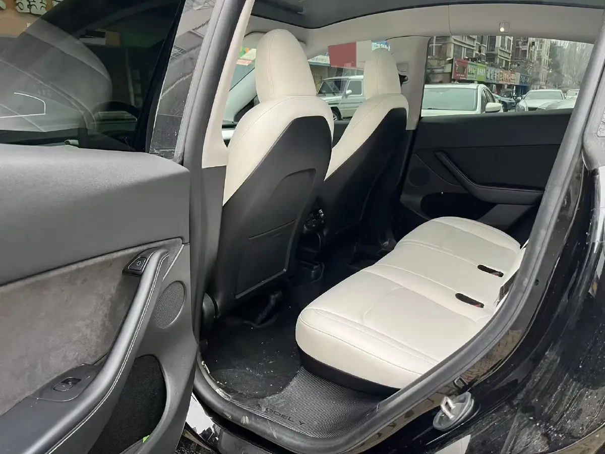 2022 BMW 3 Series 2.0T 184HP L4 8AT,autocango,china used car exporter,china ev exporter,chinese used car exporter,chinese used ev exporter