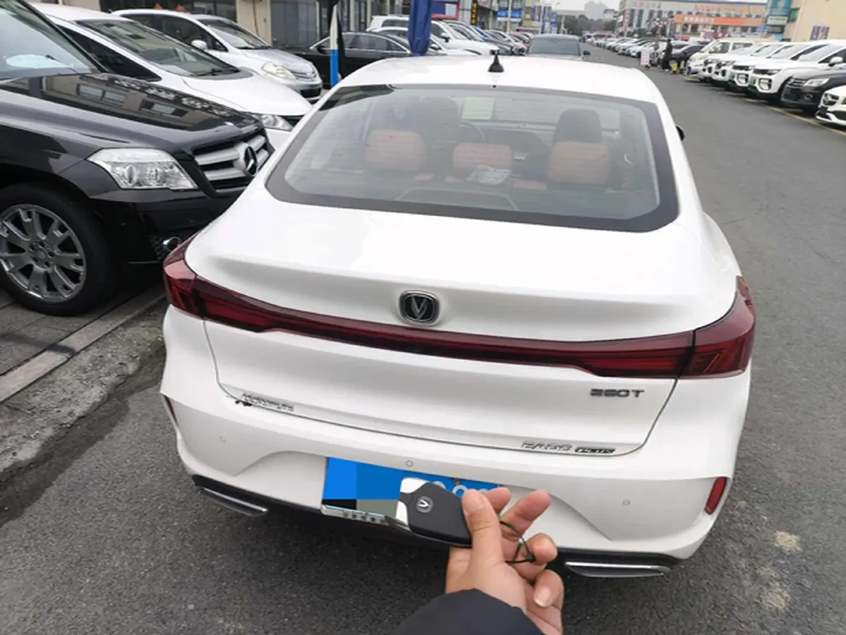 2024 ChangAn Eado 1.4T 160HP L4 7DCT,autocango,china used car exporter,china ev exporter,chinese used car exporter,chinese used ev exporter