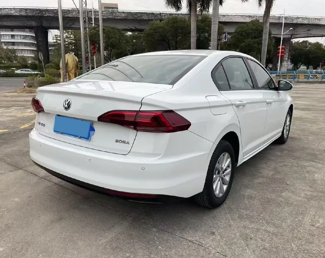 2019 Bestune T77 1.2T 143HP L4 7DCT,autocango,china used car exporter,china ev exporter,chinese used car exporter,chinese used ev exporter