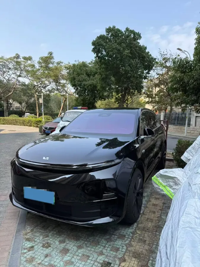 2025 Li L6 Range Extended 154HP L4 REEV,autocango,china used car exporter,china ev exporter,chinese used car exporter,chinese used ev exporter