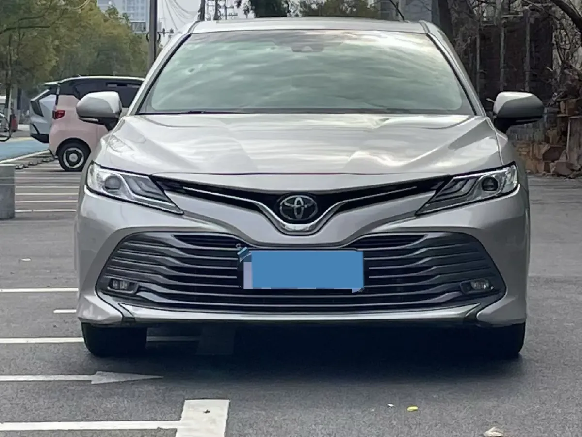 2019 Toyota Camry 2.0L 178HP L4 CVT,autocango,china used car exporter,china ev exporter,chinese used car exporter,chinese used ev exporter