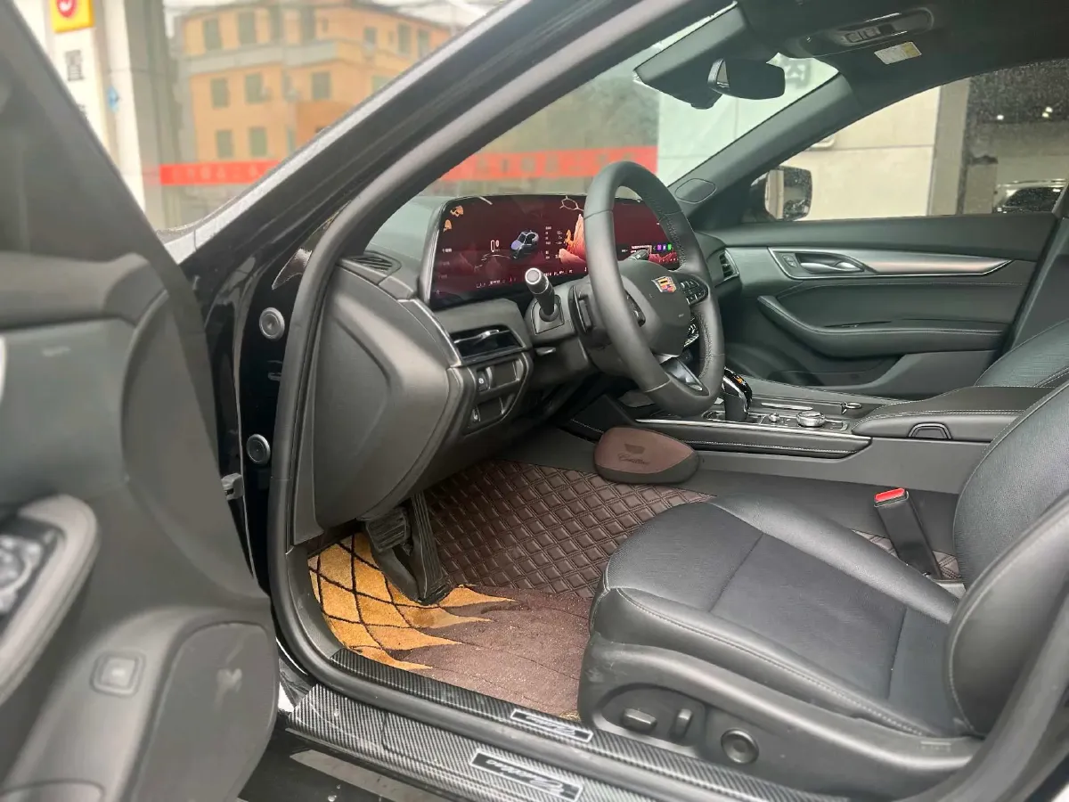 2024 Cadillac CT5 2.0T 237HP L4 10AT,autocango,china used car exporter,china ev exporter,chinese used car exporter,chinese used ev exporter