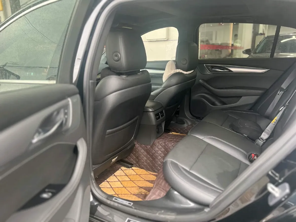 2024 Cadillac CT5 2.0T 237HP L4 10AT,autocango,china used car exporter,china ev exporter,chinese used car exporter,chinese used ev exporter