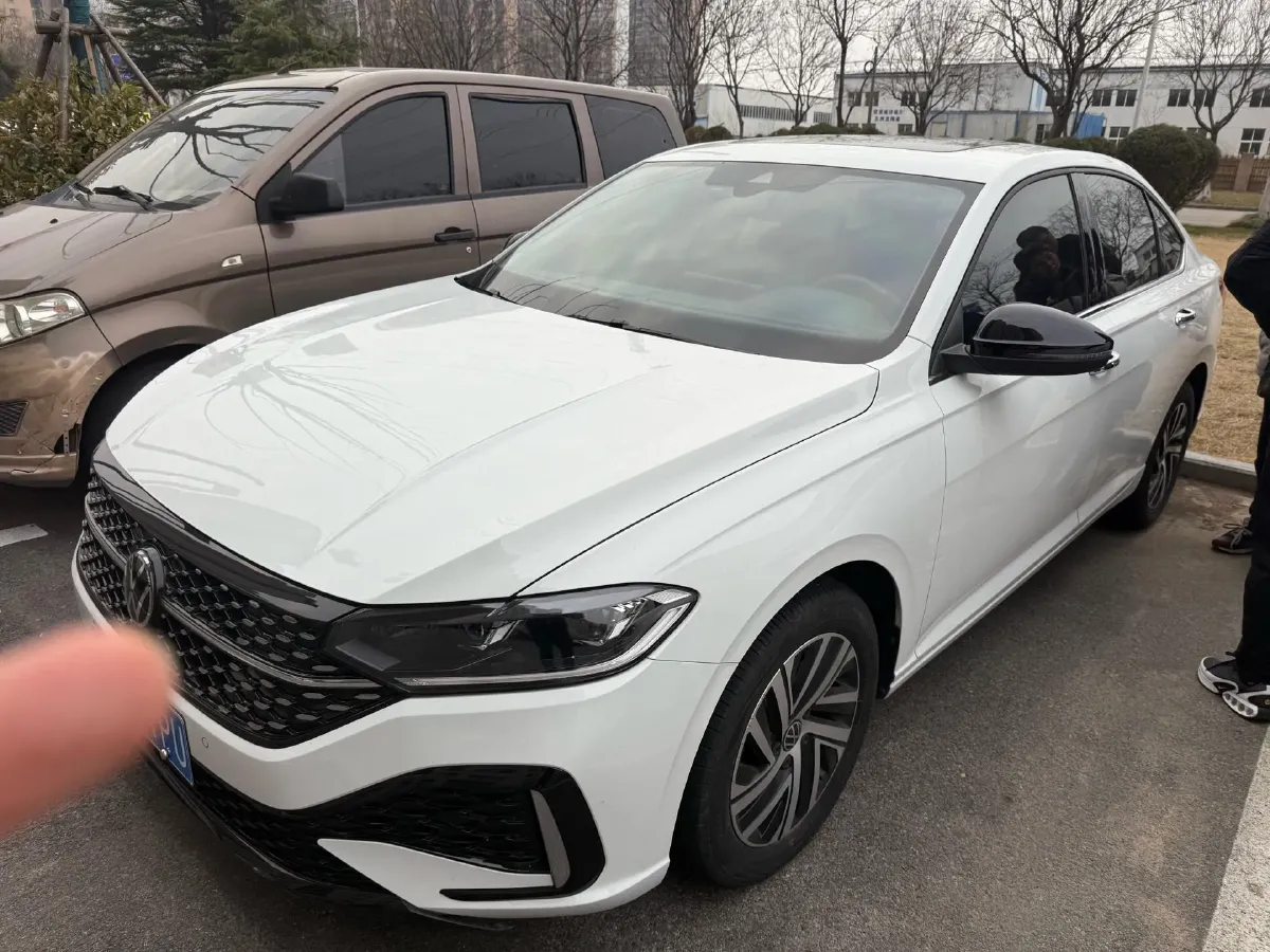 2023 Volkswagen Lavida 1.5T 160HP L4 7DCT,autocango,china used car exporter,china ev exporter,chinese used car exporter,chinese used ev exporter