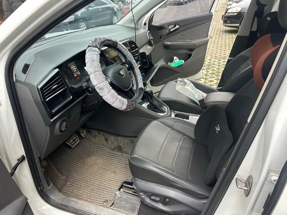 2020 Jetta VS7 1.4T 150HP L4 6AT,autocango,china used car exporter,china ev exporter,chinese used car exporter,chinese used ev exporter