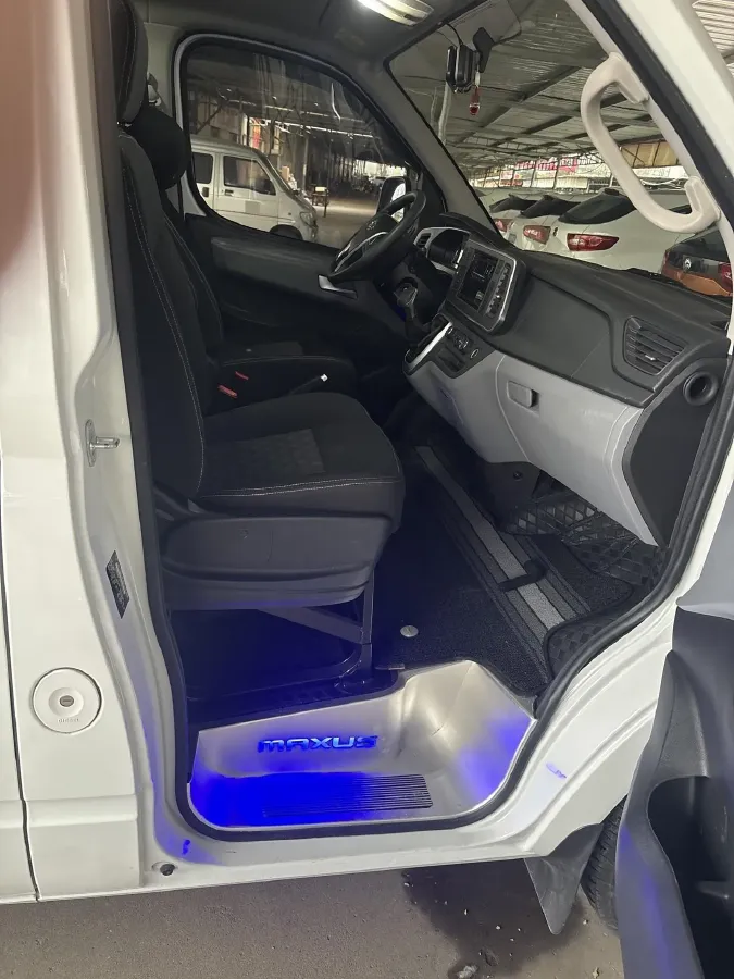 2023 DongFeng DFAC YuFeng 2.0T 136HP L4 6MT,autocango,china used car exporter,china ev exporter,chinese used car exporter,chinese used ev exporter