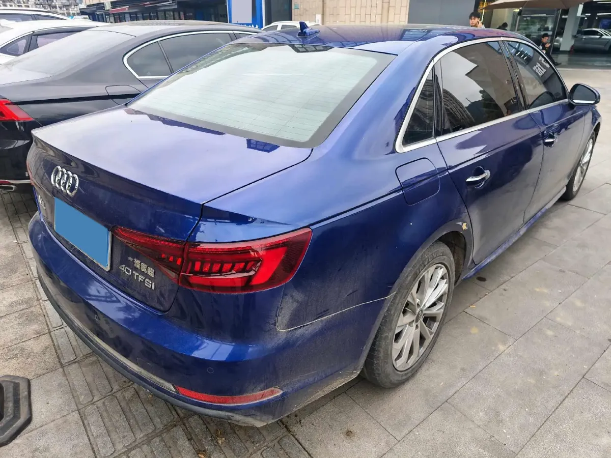 2019 Audi A4L 2.0T 190HP L4 7DCT,autocango,china used car exporter,china ev exporter,chinese used car exporter,chinese used ev exporter