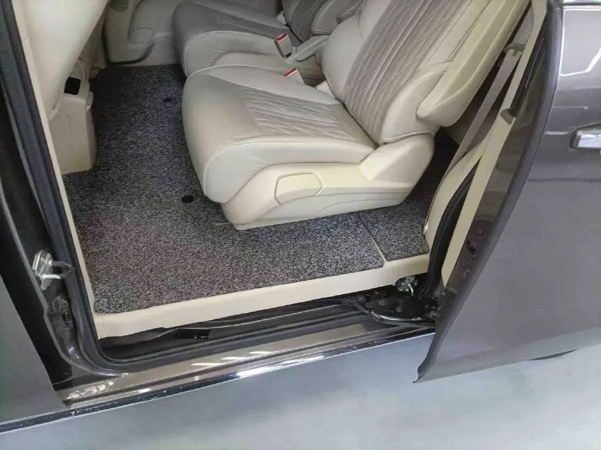 2023 Buick GL8 2.0T 237HP L4 9AT,autocango,china used car exporter,china ev exporter,chinese used car exporter,chinese used ev exporter