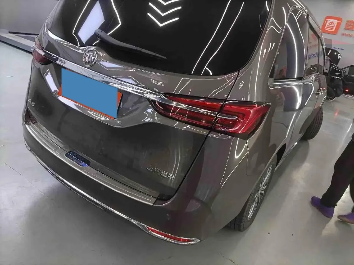 2023 Buick GL8 2.0T 237HP L4 9AT,autocango,china used car exporter,china ev exporter,chinese used car exporter,chinese used ev exporter
