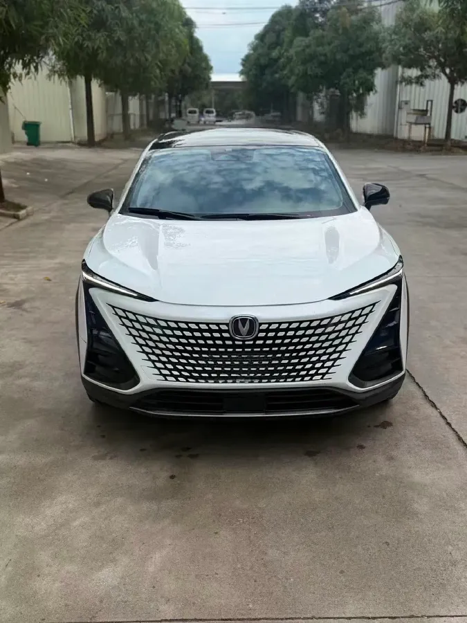 2022 ChangAn UNI-T 1.5T 188HP L4 7DCT,autocango,china used car exporter,china ev exporter,chinese used car exporter,chinese used ev exporter