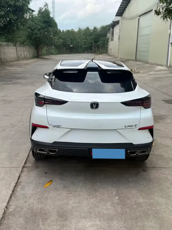 2022 ChangAn UNI-T 1.5T 188HP L4 7DCT,autocango,china used car exporter,china ev exporter,chinese used car exporter,chinese used ev exporter