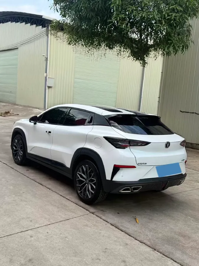 2022 ChangAn UNI-T 1.5T 188HP L4 7DCT,autocango,china used car exporter,china ev exporter,chinese used car exporter,chinese used ev exporter