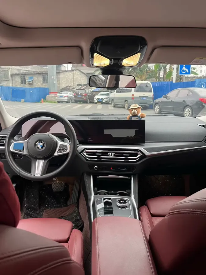 2023 BMW 3 Series 2.0T 184HP L4 8AT,autocango,china used car exporter,china ev exporter,chinese used car exporter,chinese used ev exporter