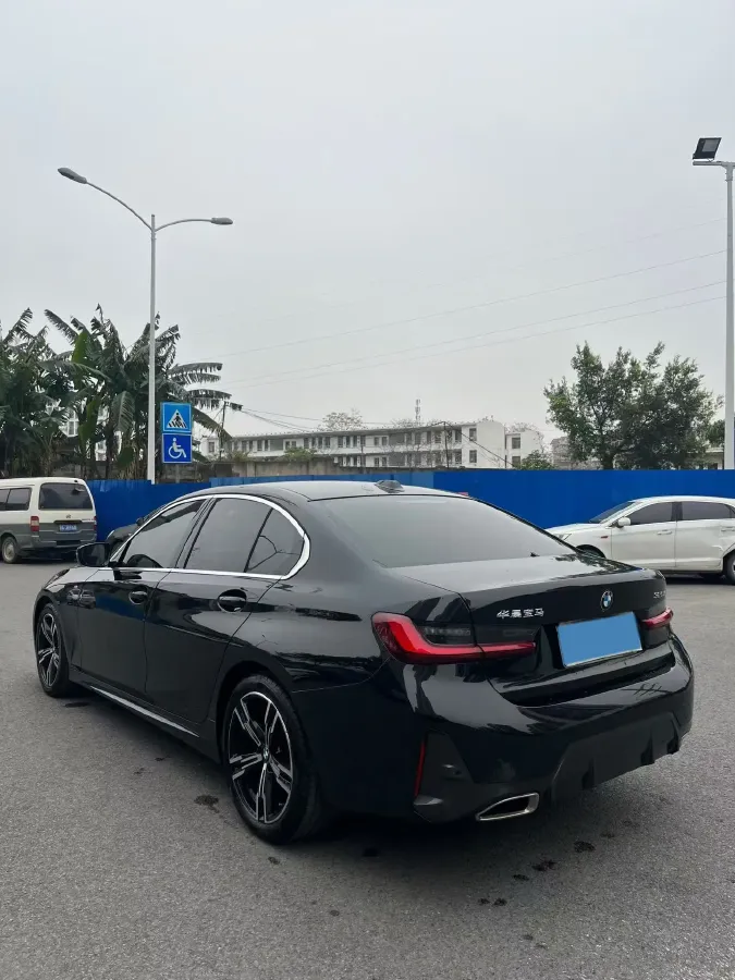2023 BMW 3 Series 2.0T 184HP L4 8AT,autocango,china used car exporter,china ev exporter,chinese used car exporter,chinese used ev exporter