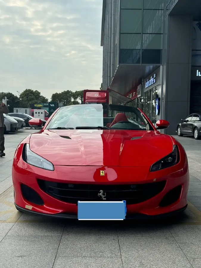 2018 Ferrari Portofino 3.9T 600HP V8 7DCT,autocango,china used car exporter,china ev exporter,chinese used car exporter,chinese used ev exporter