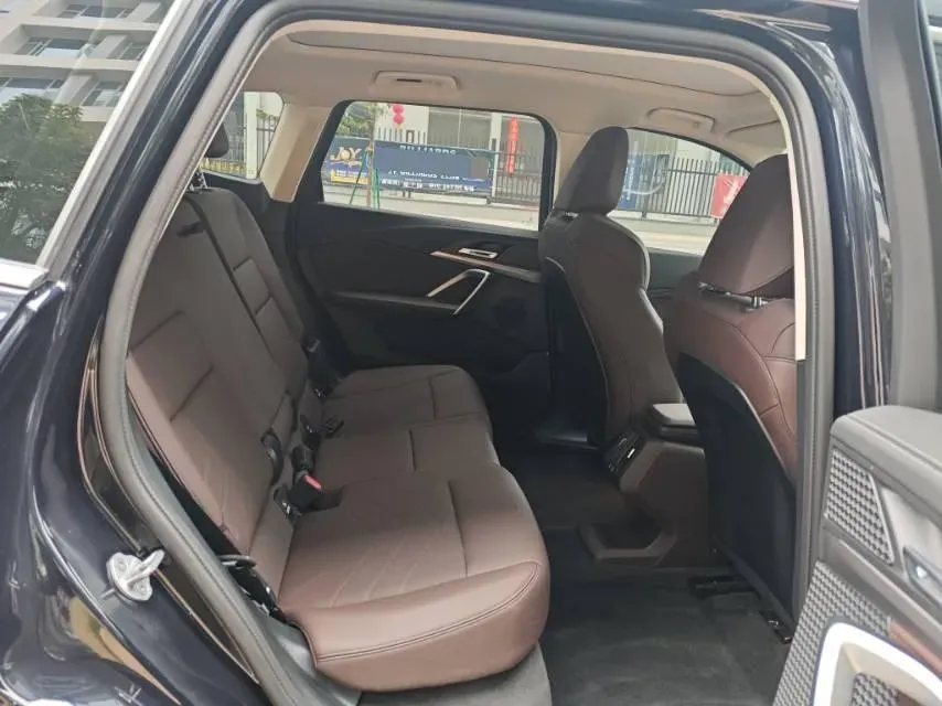 2025 Iveco 3.0T 179HP L4 8AT,autocango,china used car exporter,china ev exporter,chinese used car exporter,chinese used ev exporter