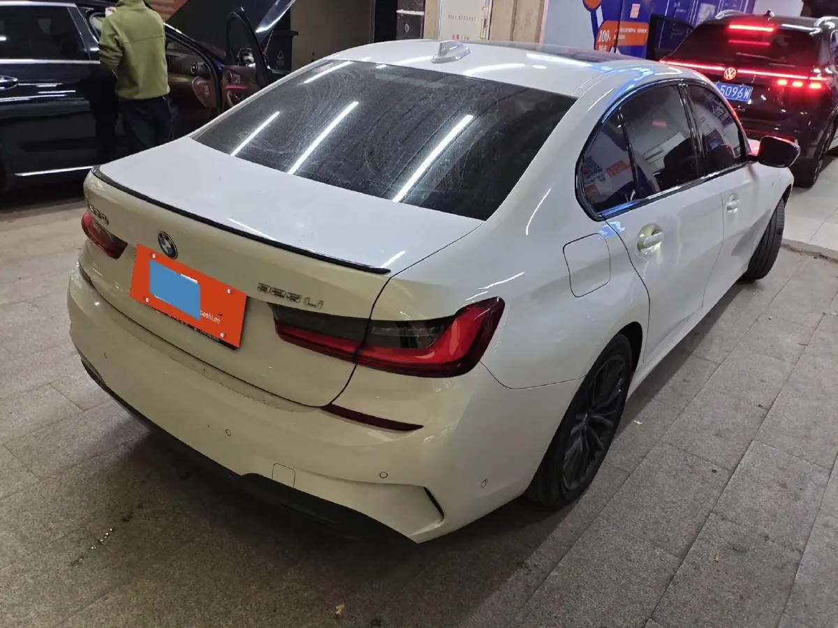2022 BMW 3 Series 2.0T 184HP L4 8AT,autocango,china used car exporter,china ev exporter,chinese used car exporter,chinese used ev exporter
