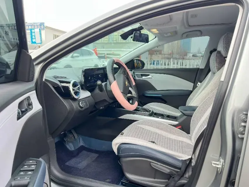 2024 Chevrolet Monza 1.5L 113HP L4 6DCT,autocango,china used car exporter,china ev exporter,chinese used car exporter,chinese used ev exporter