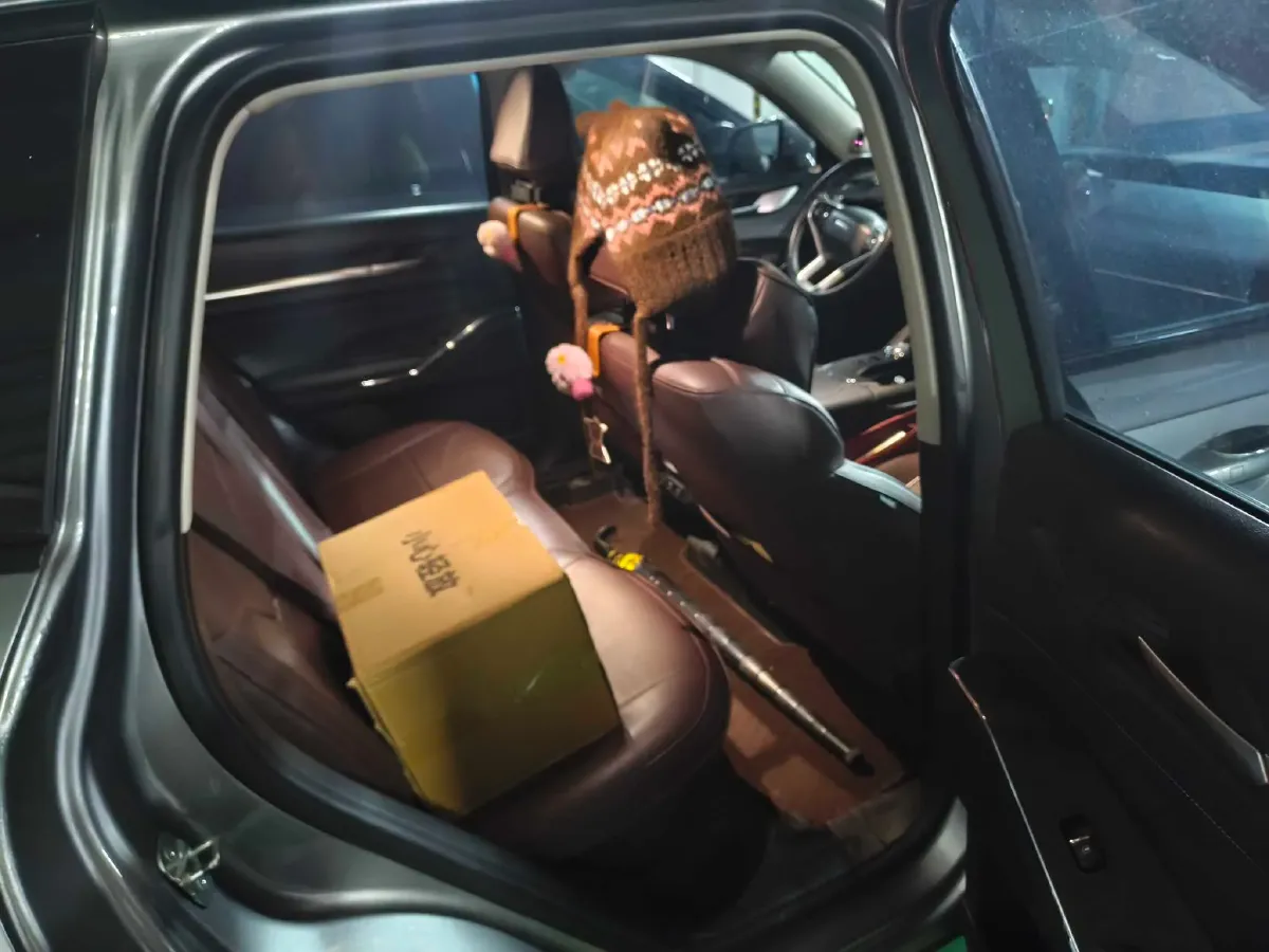 2021 Haval H6 1.5T 169HP L4 7DCT,autocango,china used car exporter,china ev exporter,chinese used car exporter,chinese used ev exporter