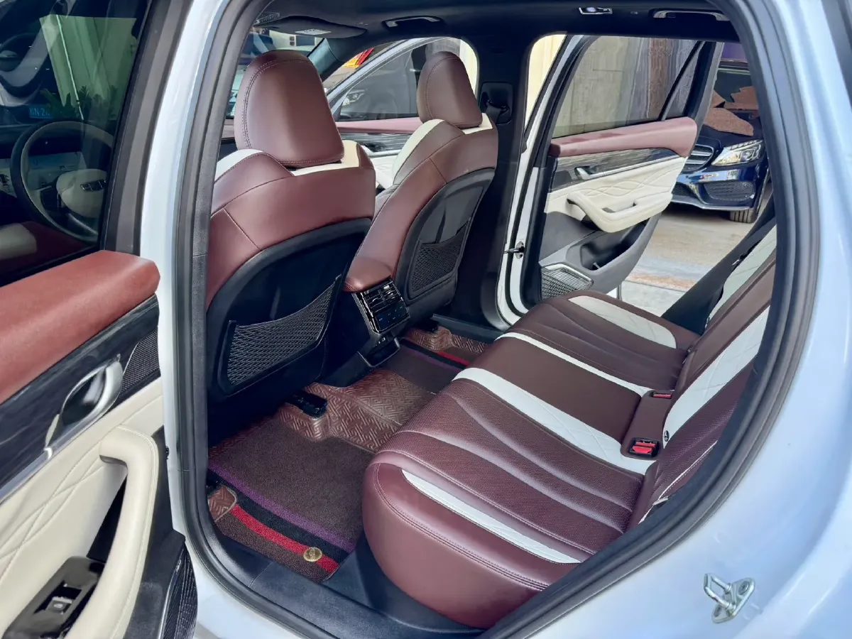 2021 Geely Monjaro 2.0T 238HP L4 8AT,autocango,china used car exporter,china ev exporter,chinese used car exporter,chinese used ev exporter