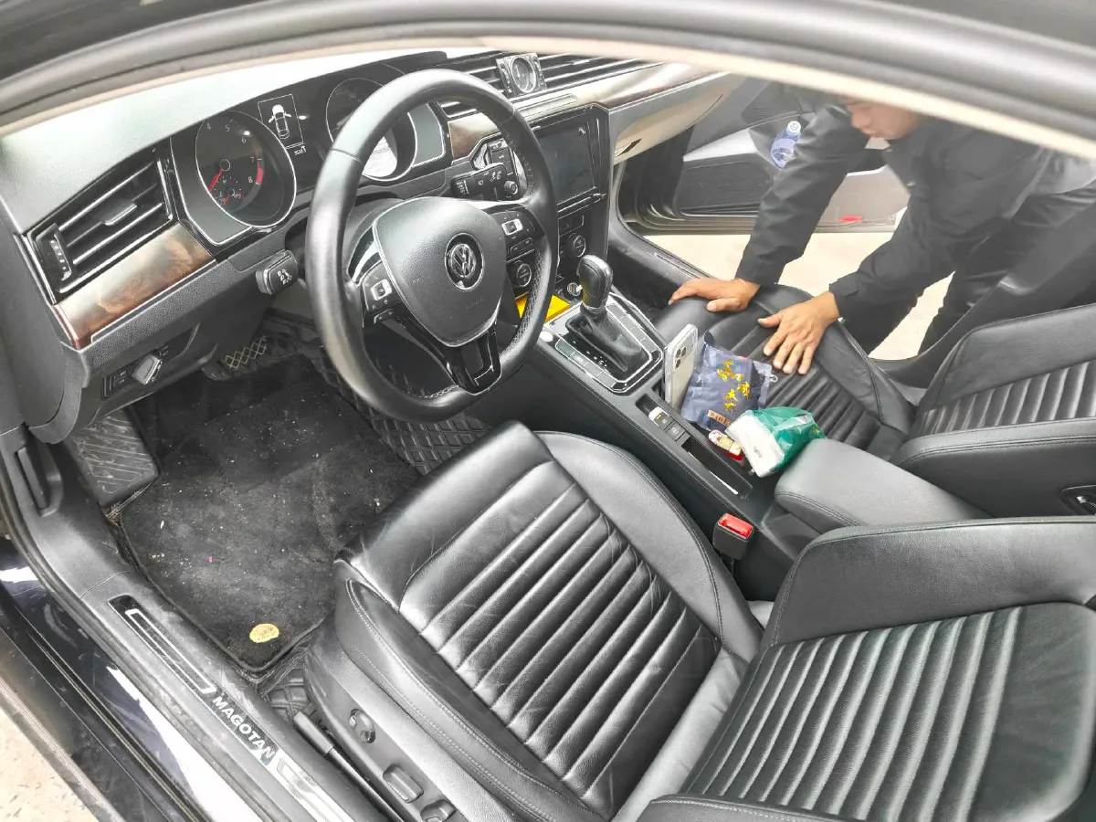 2019 Volkswagen Magotan 2.0T 186HP L4 7DCT,autocango,china used car exporter,china ev exporter,chinese used car exporter,chinese used ev exporter