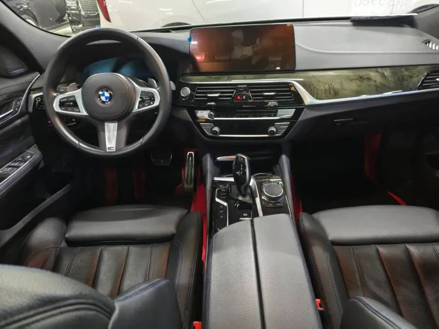 2022 BMW 6 Series GT 2.0T 245HP L4 8AT,autocango,china used car exporter,china ev exporter,chinese used car exporter,chinese used ev exporter
