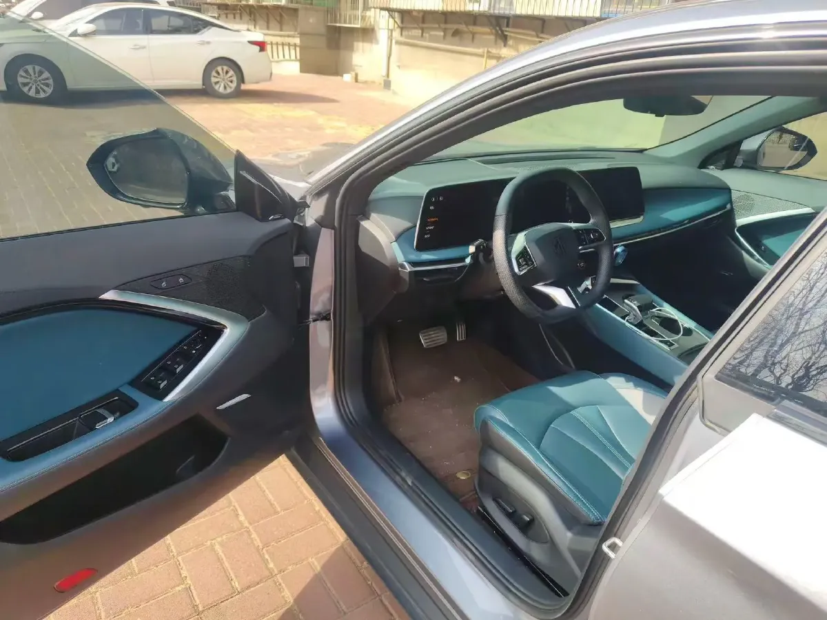 2023 MG 7 2.0T 261HP L4 9AT,autocango,china used car exporter,china ev exporter,chinese used car exporter,chinese used ev exporter