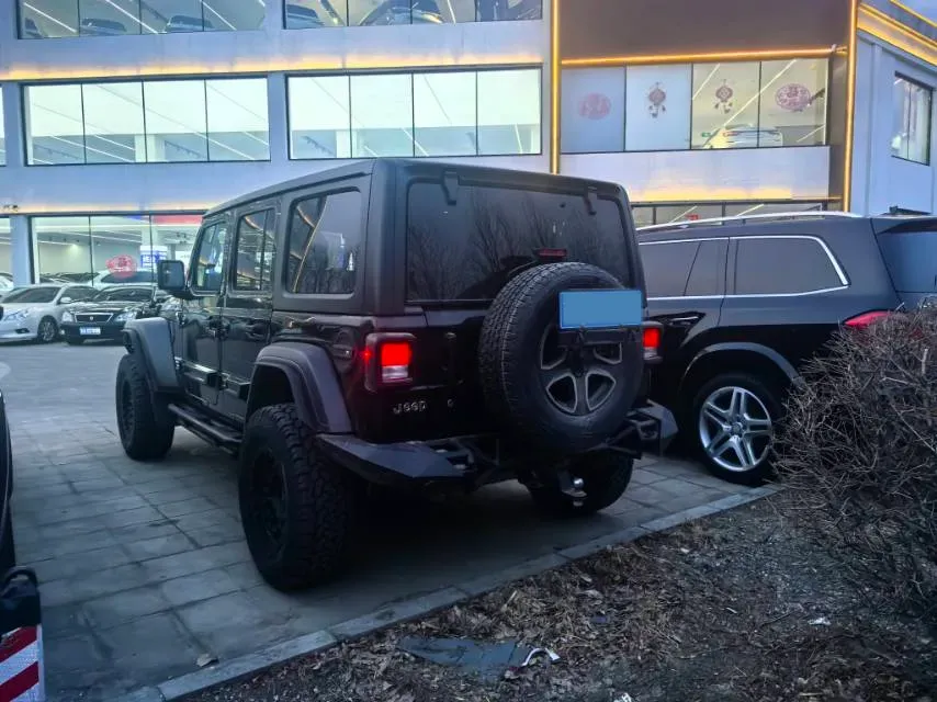 2018 Jeep Wrangler 2.0T 266HP L4 8AT,autocango,china used car exporter,china ev exporter,chinese used car exporter,chinese used ev exporter