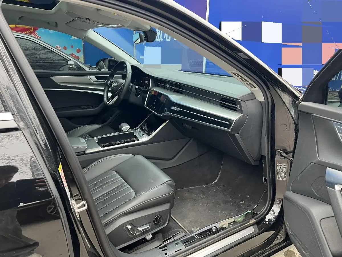 2024 Audi A6L 2.0T 245HP L4 7DCT,autocango,china used car exporter,china ev exporter,chinese used car exporter,chinese used ev exporter