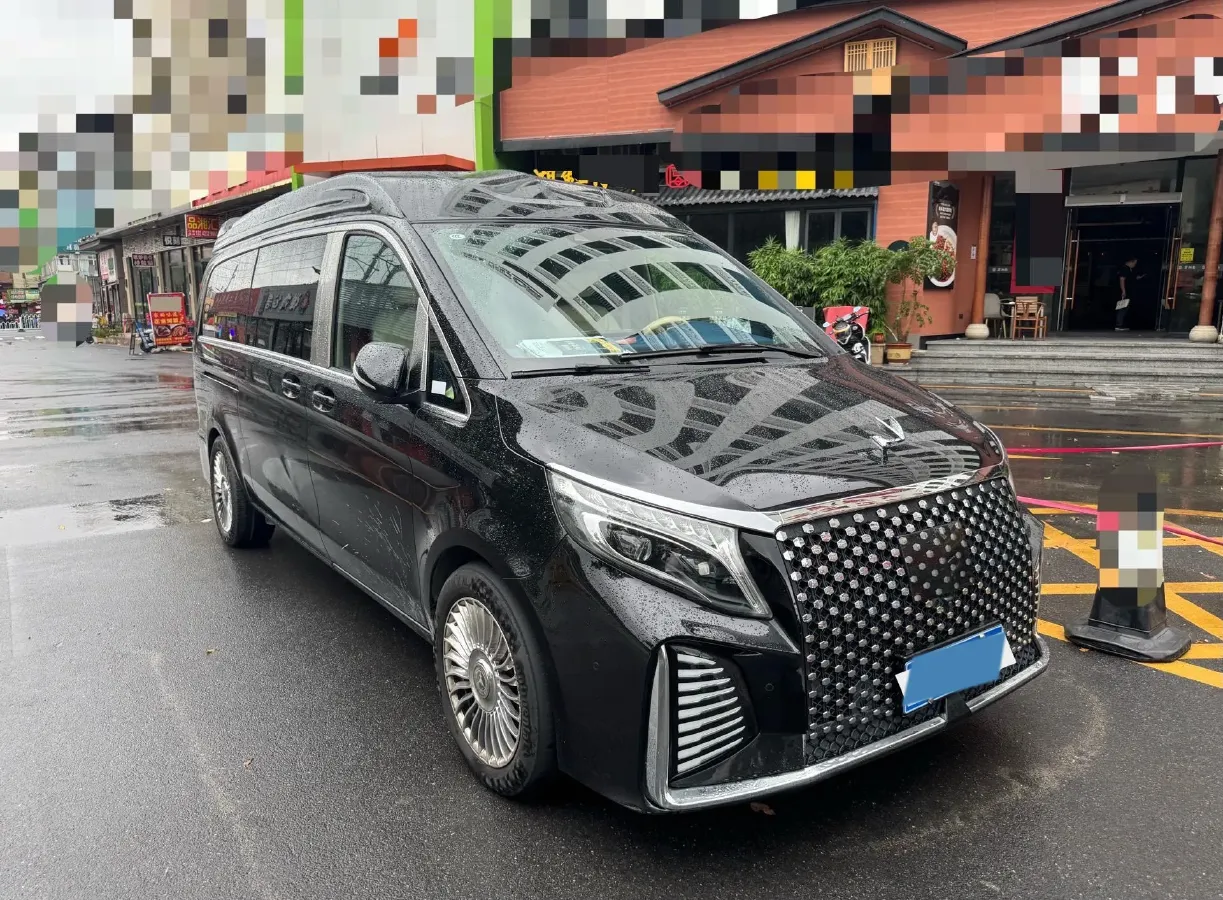 2021 Mercedes-Benz V Class 2.0T 211HP L4 9AT,autocango,china used car exporter,china ev exporter,chinese used car exporter,chinese used ev exporter