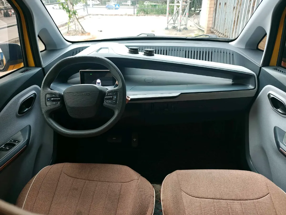 2022 WuLing Nano EV BEV 28KWH,autocango,china used car exporter,china ev exporter,chinese used car exporter,chinese used ev exporter