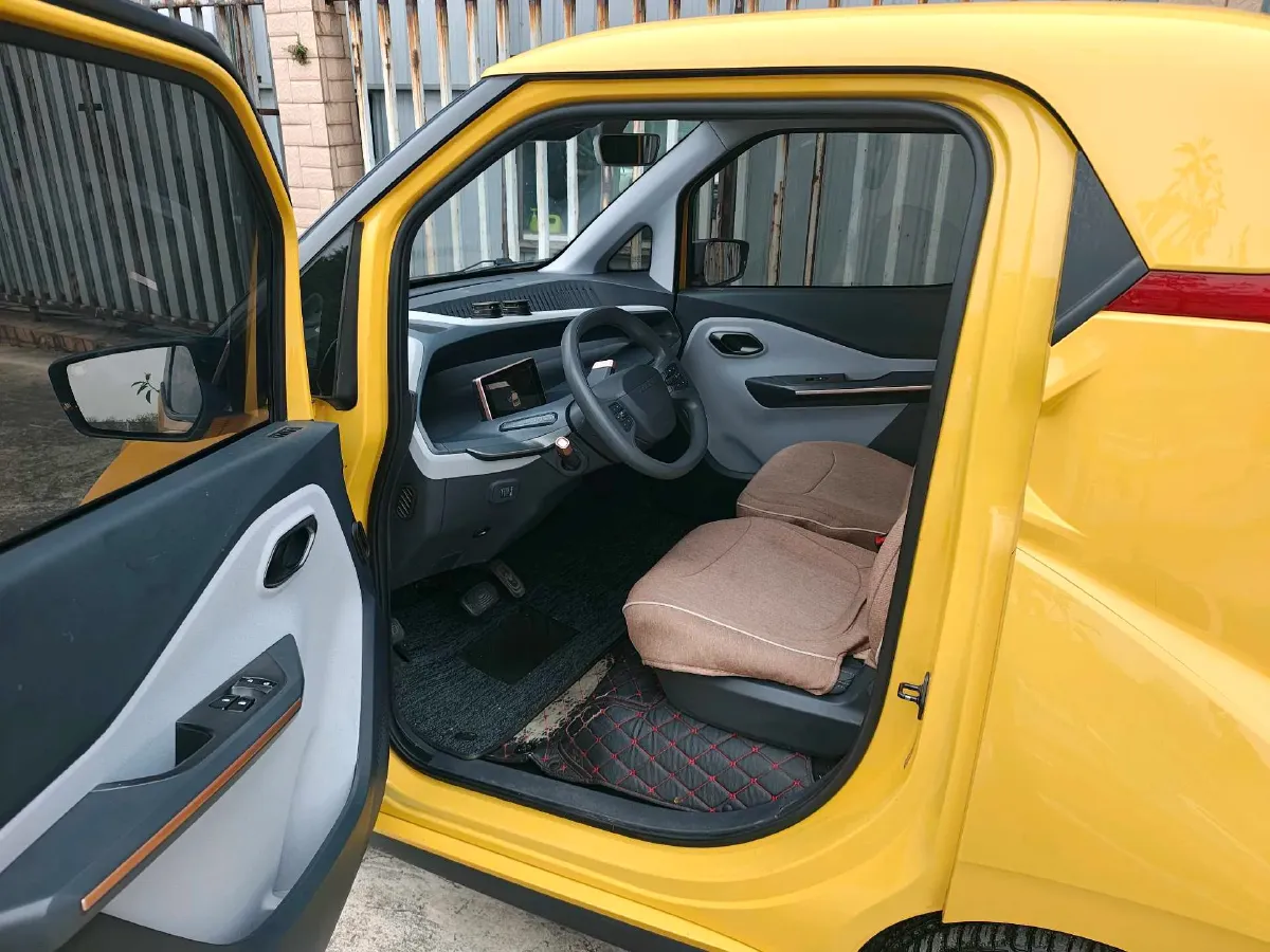 2022 WuLing Nano EV BEV 28KWH,autocango,china used car exporter,china ev exporter,chinese used car exporter,chinese used ev exporter