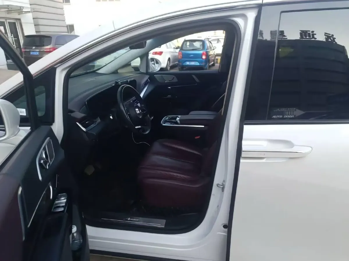 2023 Buick Century 2.0T 237HP L4 9AT,autocango,china used car exporter,china ev exporter,chinese used car exporter,chinese used ev exporter