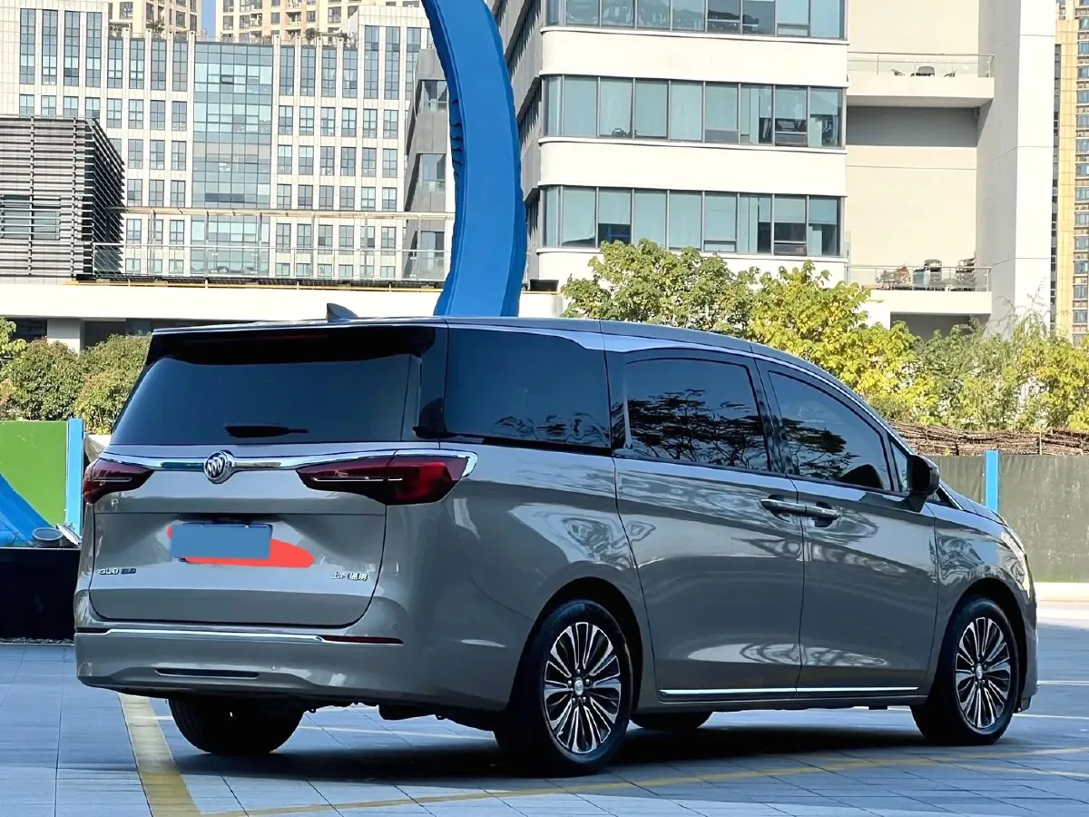 2022 Buick GL8 2.0T 237HP L4 9AT,autocango,china used car exporter,china ev exporter,chinese used car exporter,chinese used ev exporter