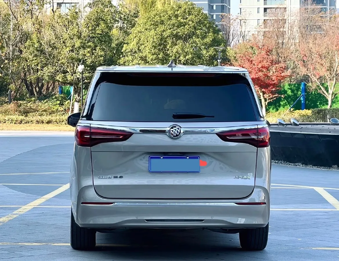 2022 Buick GL8 2.0T 237HP L4 9AT,autocango,china used car exporter,china ev exporter,chinese used car exporter,chinese used ev exporter