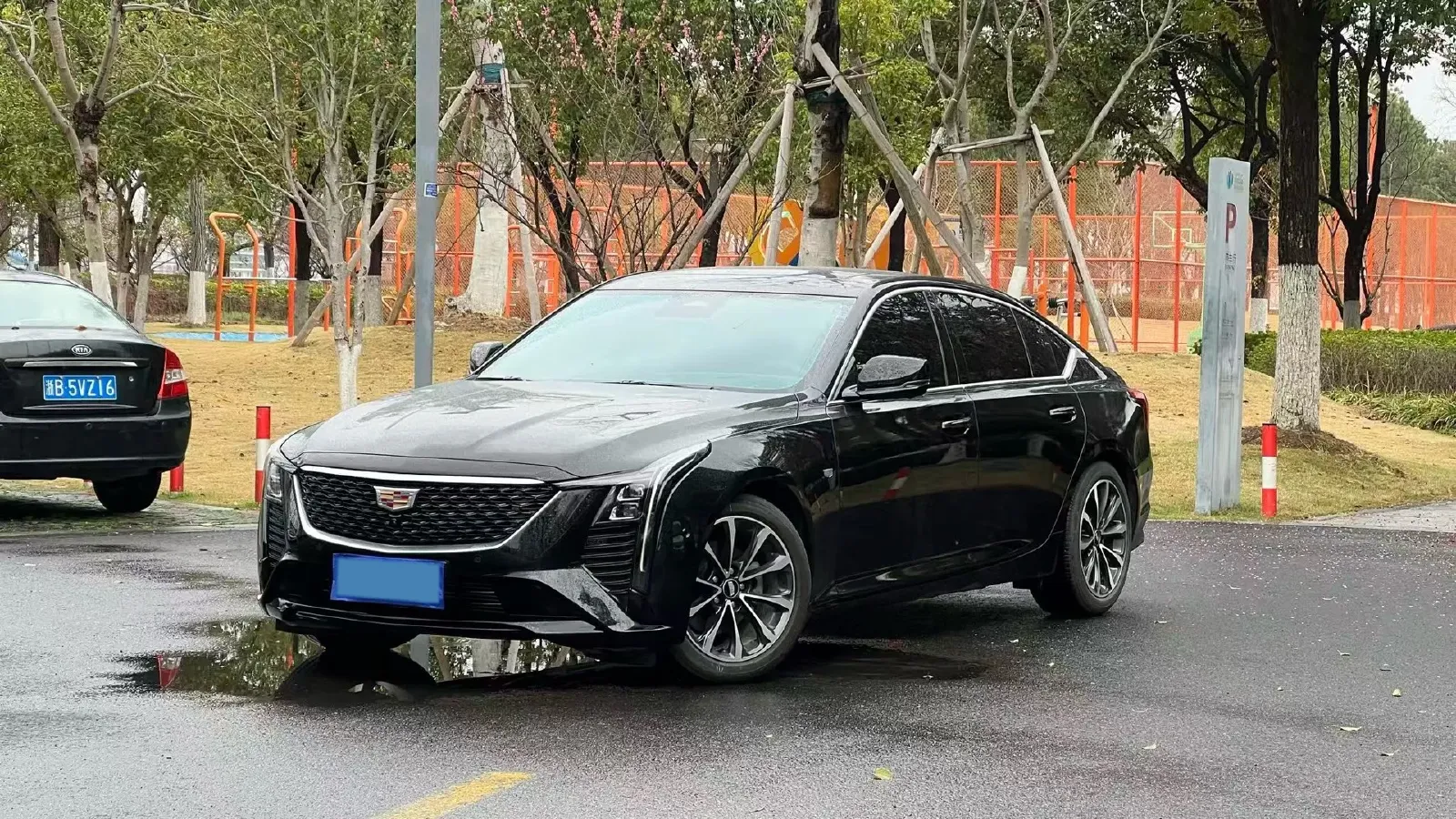 2025 Cadillac CT5 2.0T 237HP L4 10AT,autocango,china used car exporter,china ev exporter,chinese used car exporter,chinese used ev exporter