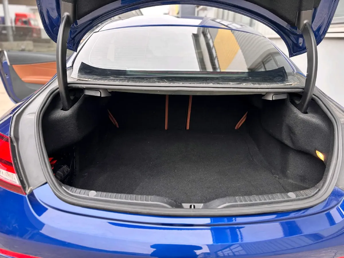 2020 Mercedes-Benz C Class 1.5T 184HP L4 9AT,autocango,china used car exporter,china ev exporter,chinese used car exporter,chinese used ev exporter