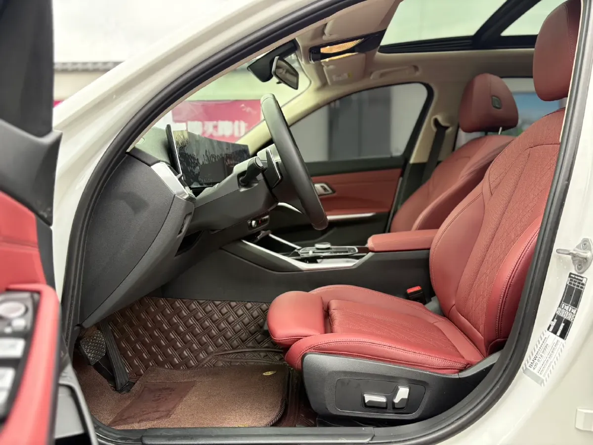 2023 BMW 3 Series 2.0T 156HP L4 8AT,autocango,china used car exporter,china ev exporter,chinese used car exporter,chinese used ev exporter