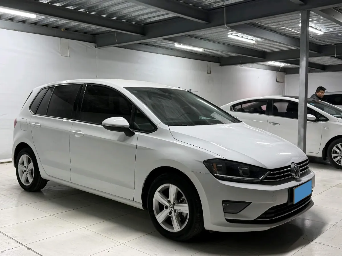 2018 Volkswagen Golf Sportsvan 1.6L 110HP L4 6AT,autocango,china used car exporter,china ev exporter,chinese used car exporter,chinese used ev exporter