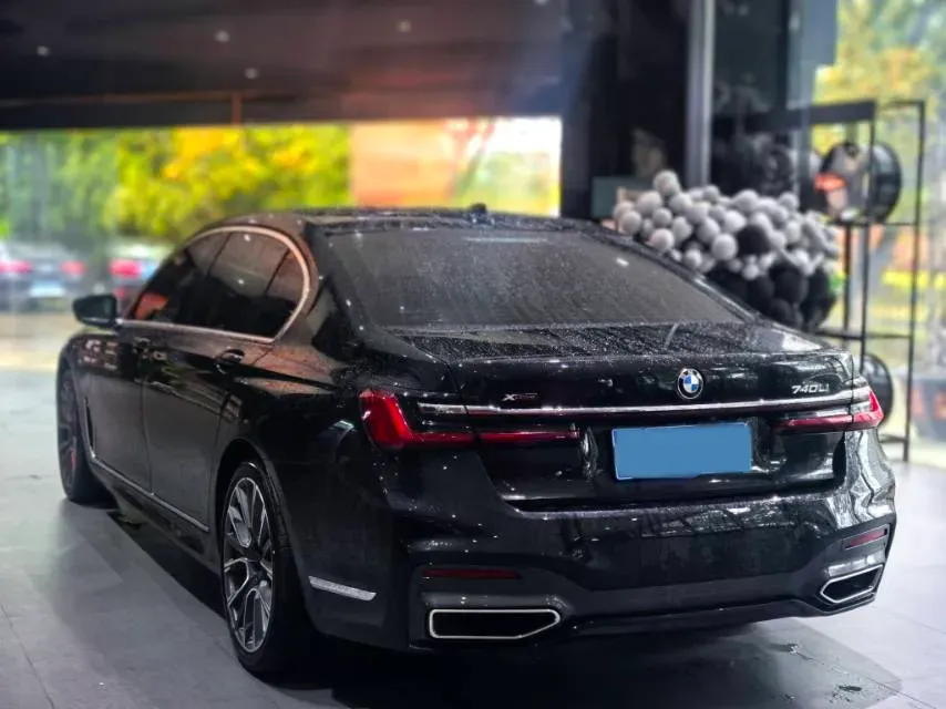2019 BMW 7 Series 3.0T 340HP L6 8AT,autocango,china used car exporter,china ev exporter,chinese used car exporter,chinese used ev exporter