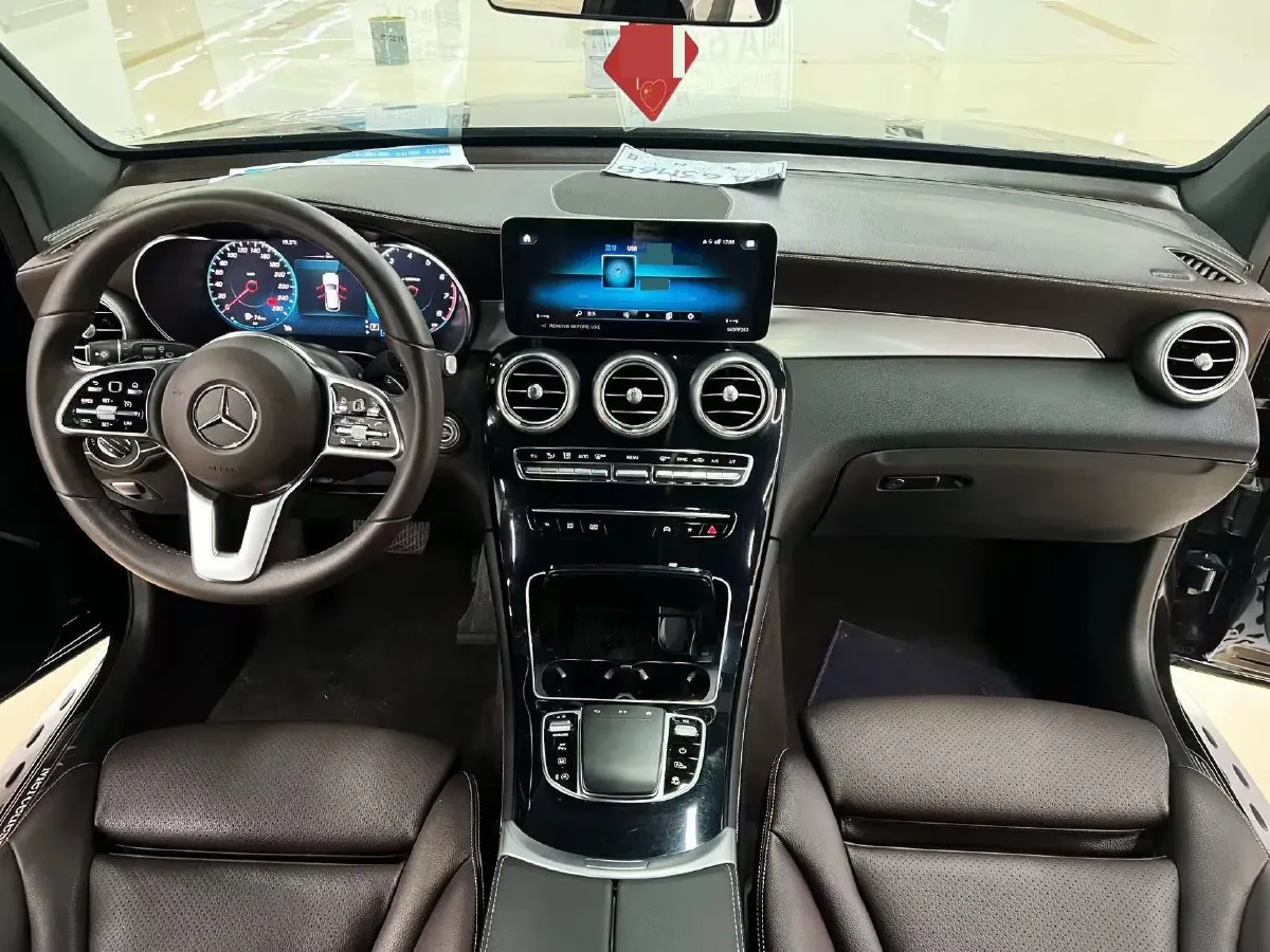 2022 Mercedes-Benz GLC Class 2.0T 197HP L4 9AT,autocango,china used car exporter,china ev exporter,chinese used car exporter,chinese used ev exporter