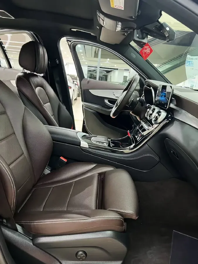 2022 Mercedes-Benz GLC Class 2.0T 197HP L4 9AT,autocango,china used car exporter,china ev exporter,chinese used car exporter,chinese used ev exporter