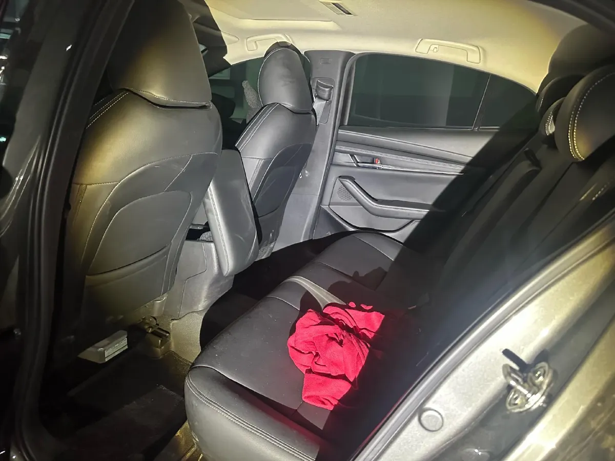 2020 Mazda 3 Axela 2.0L 158HP L4 6AT,autocango,china used car exporter,china ev exporter,chinese used car exporter,chinese used ev exporter