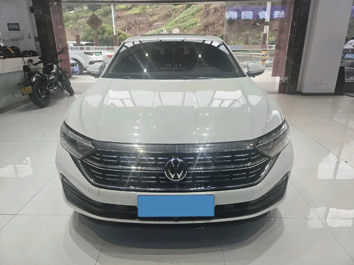 2024 Volkswagen Sagitar 1.5T 160HP L4 7DCT,autocango,china used car exporter,china ev exporter,chinese used car exporter,chinese used ev exporter
