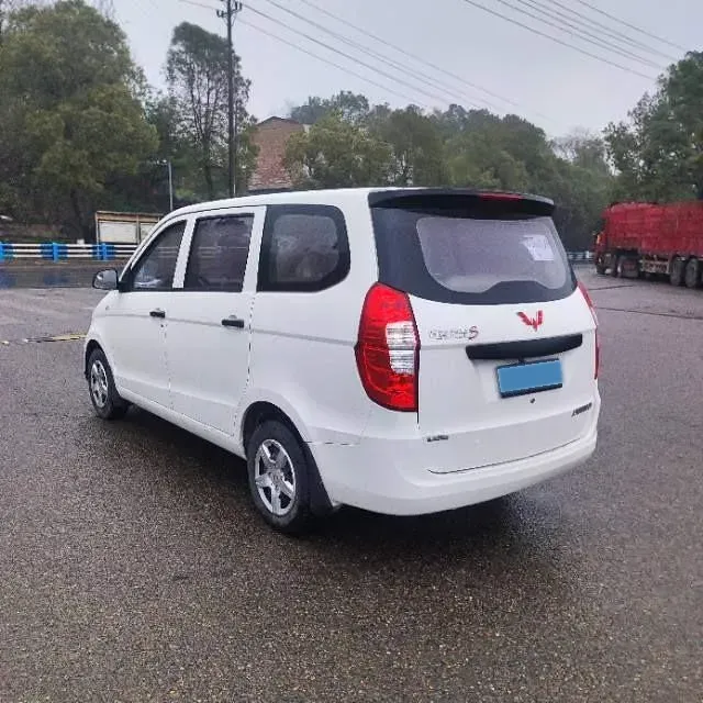 2018 WuLing HongGuang 1.2L 82HP L4 5MT,autocango,china used car exporter,china ev exporter,chinese used car exporter,chinese used ev exporter