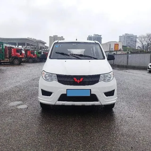2018 WuLing HongGuang 1.2L 82HP L4 5MT,autocango,china used car exporter,china ev exporter,chinese used car exporter,chinese used ev exporter