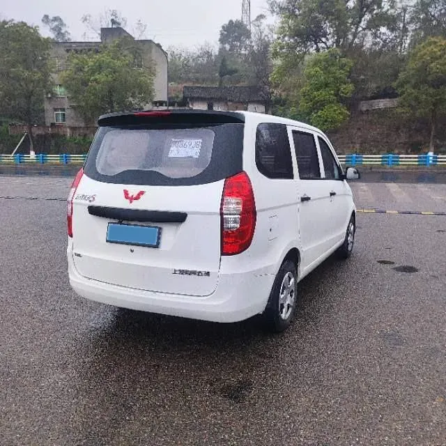 2018 WuLing HongGuang 1.2L 82HP L4 5MT,autocango,china used car exporter,china ev exporter,chinese used car exporter,chinese used ev exporter