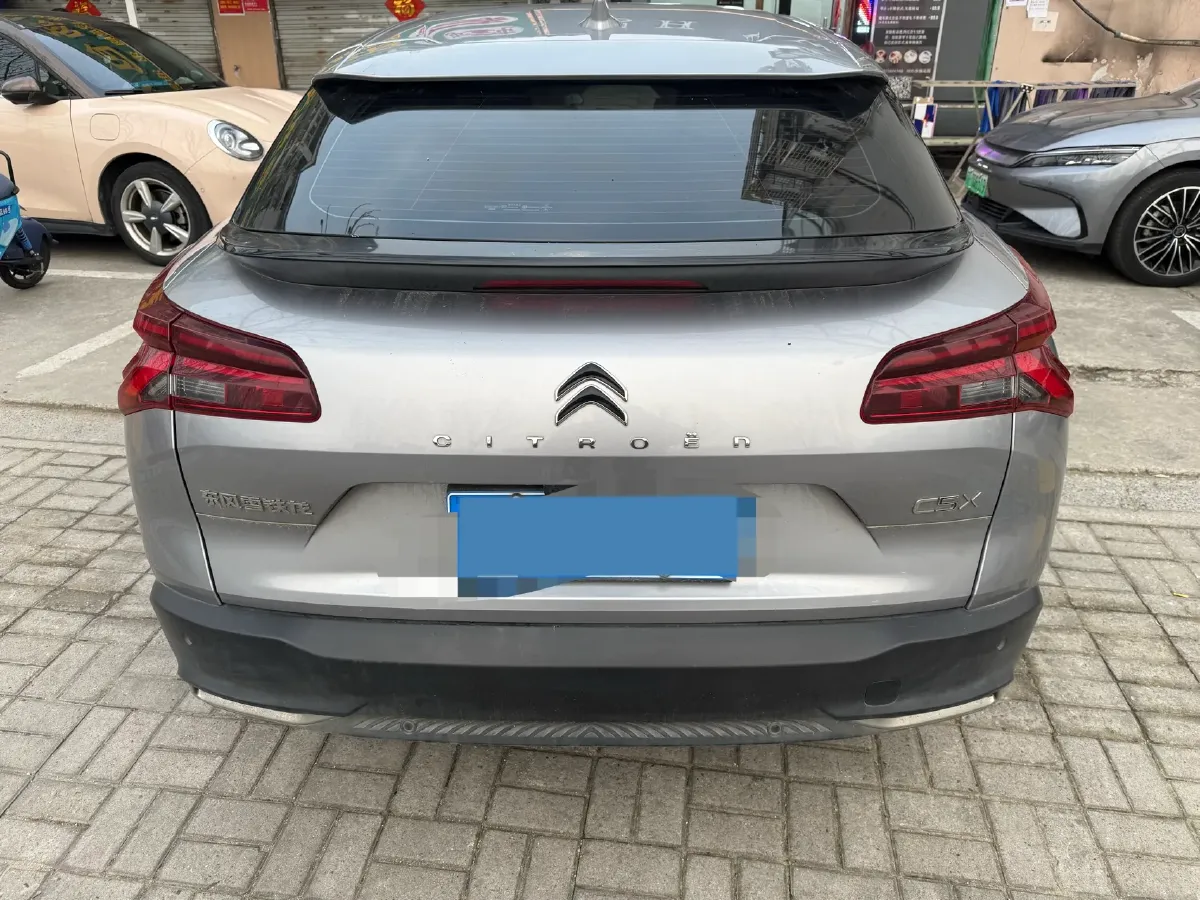 2021 Citroen C5 X 1.6T 175HP L4 8AT,autocango,china used car exporter,china ev exporter,chinese used car exporter,chinese used ev exporter