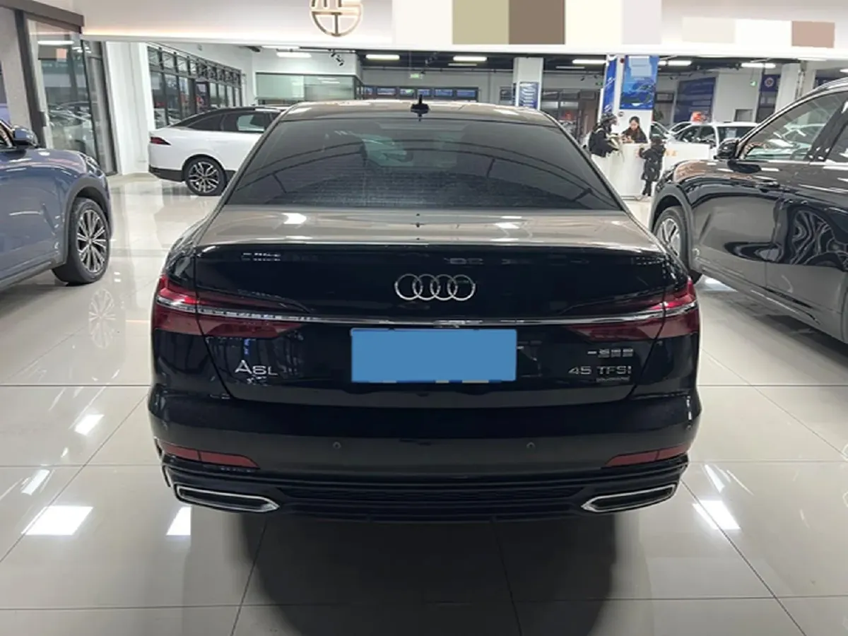 2021 Audi A6L 2.0T 224HP L4 7DCT,autocango,china used car exporter,china ev exporter,chinese used car exporter,chinese used ev exporter