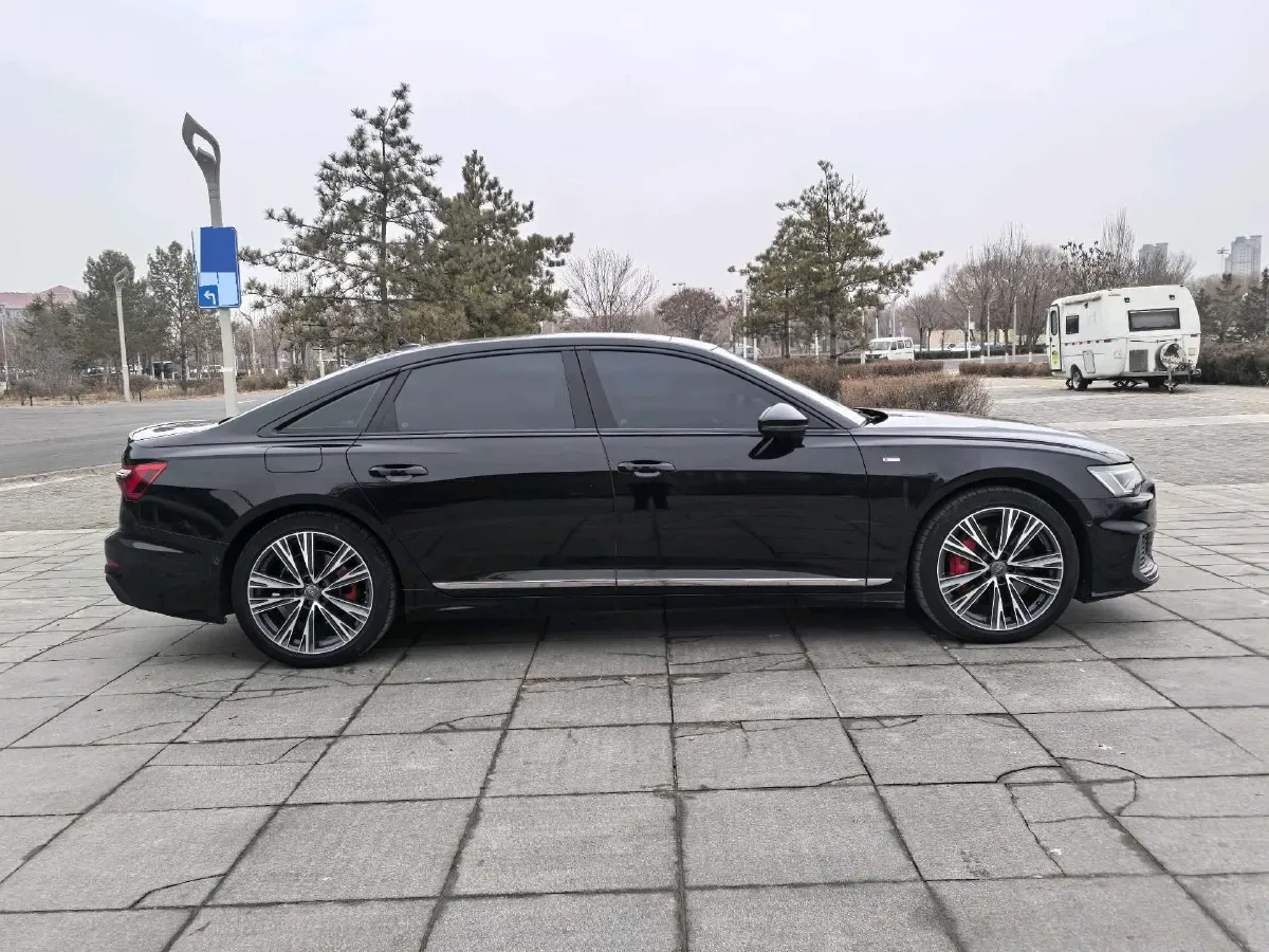 2020 Audi A6L 3.0T 340HP V6 7DCT,autocango,china used car exporter,china ev exporter,chinese used car exporter,chinese used ev exporter